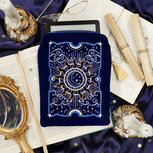 La Lune E-Reader Sleeve